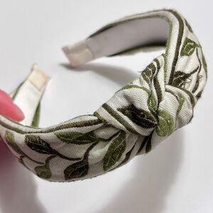 Anthropologie Knotted Leaf-Print Headband in White and Olive
